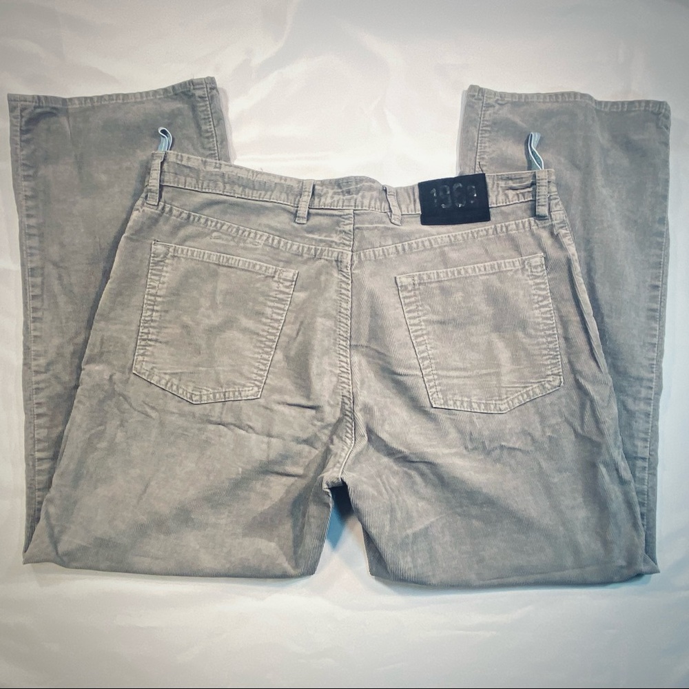 GAP 1969 Grey Corduroy Straight Fit Jeans Size 38
